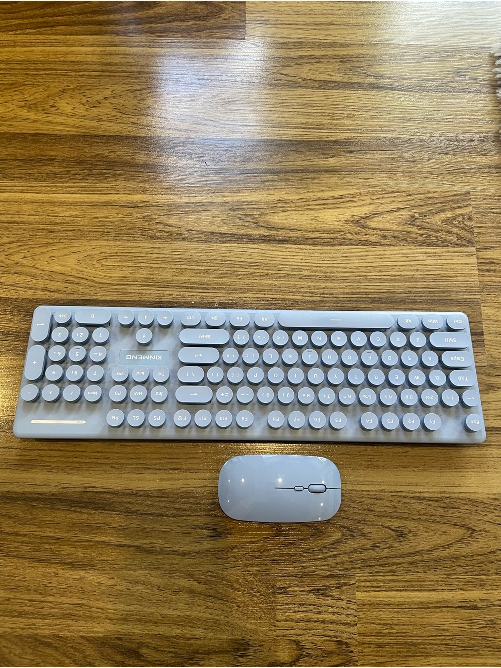 Wireless Retro Round-Key Keyboard and Mouse